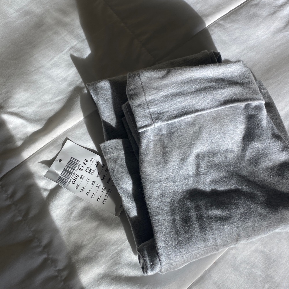 Brandy Melville Priscilla Leggings